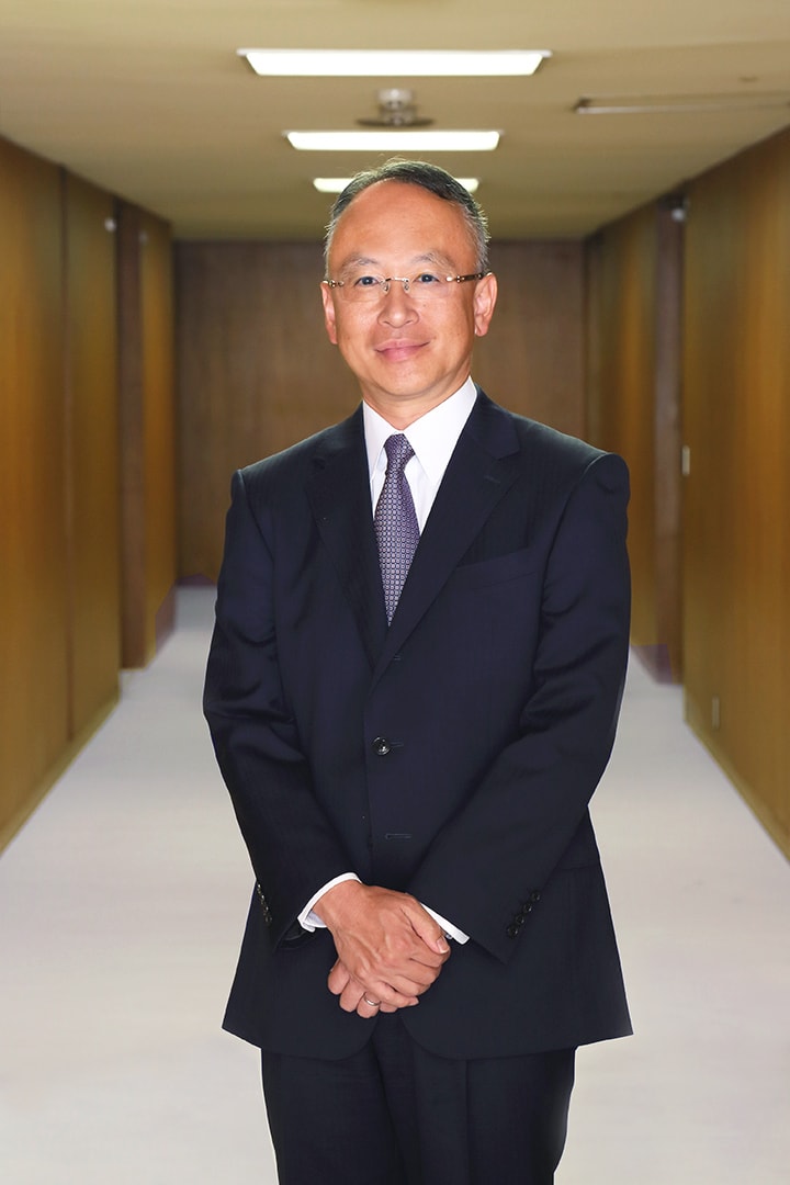 取締役頭取　藤原一朗の写真
